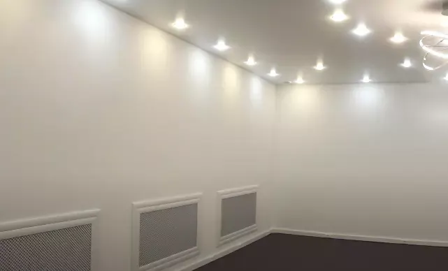 Натяжные стены белые — Екатеринбург, Ясная, 36/1, фото 2